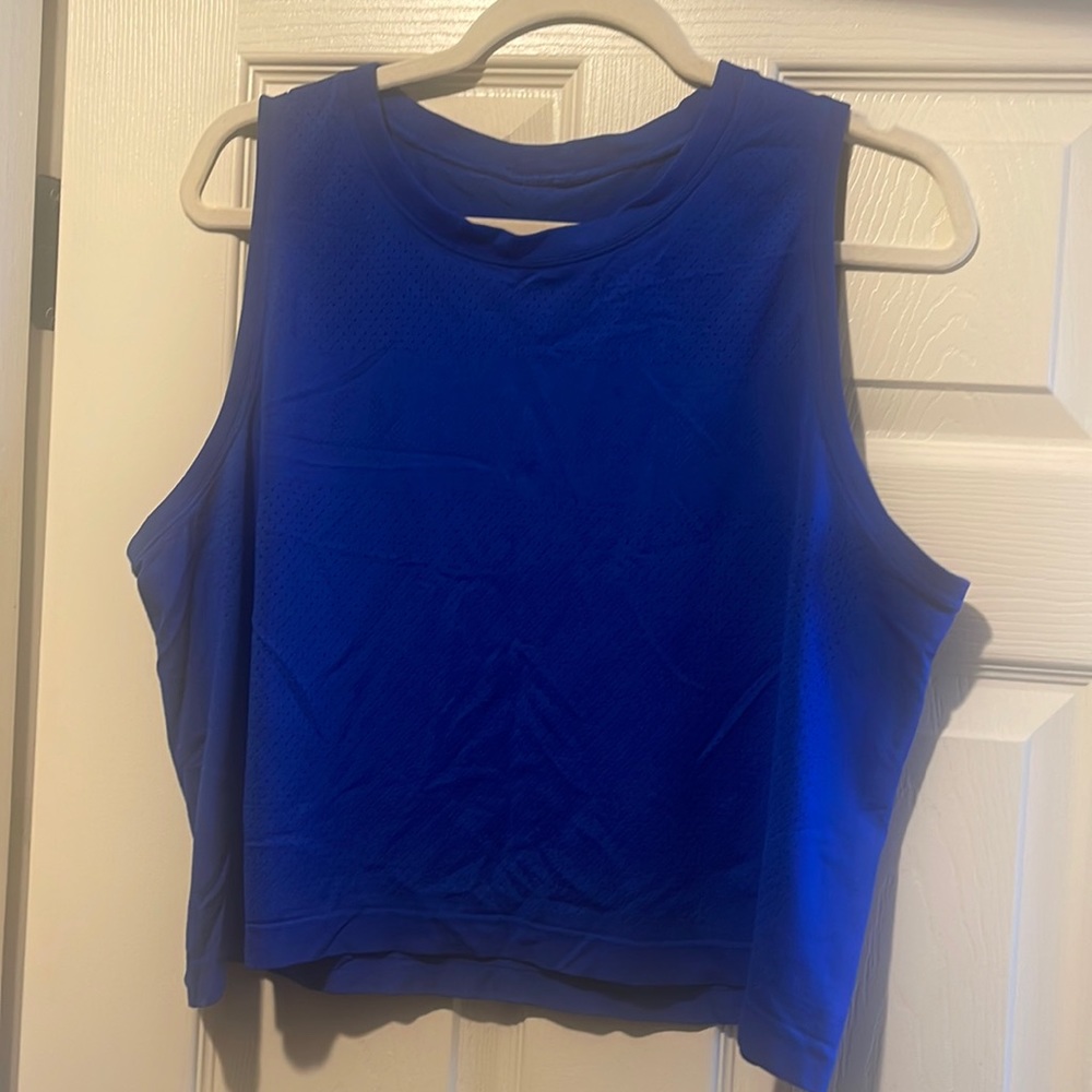 Lululemon tank